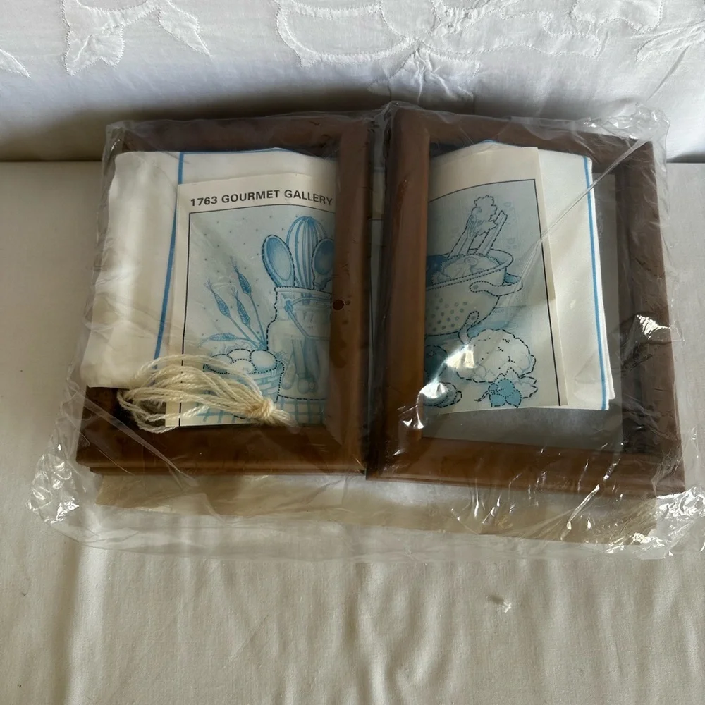 Gourmet Gallery Kitchen Wall Art Set Needlework Kit Vintage